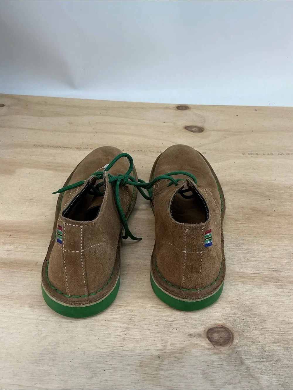 Veldskoen Men's Suede Chukka Boots in Brown with Green Accents Size 6